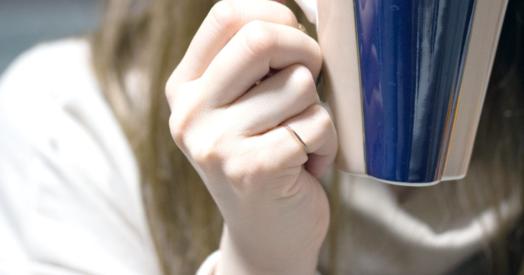 ピンキーリングをつける意味と効果 小指の指輪の意味とは アクセサリー情報サイト